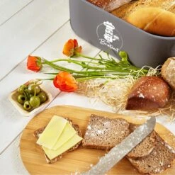 Rök Brotbox Metallblech Bambusdeckel 33,5 X 13 X 18 Cm (BxHxT) Oval 12 Rök Brotbox Metallblech Bambusdeckel 33,5 X 13 X 18 Cm (BxHxT) Oval -Geschäft Für Haushalts- Und Küchenbedarf 10038118 yy 0004 logo