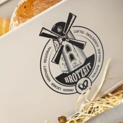 Stigby 2-in-1 Brotkasten Mit Schneidebrett Metallblech Bambus 12 Stigby 2-in-1 Brotkasten Mit Schneidebrett Metallblech Bambus -Geschäft Für Haushalts- Und Küchenbedarf 10038121 yy 0004 logo