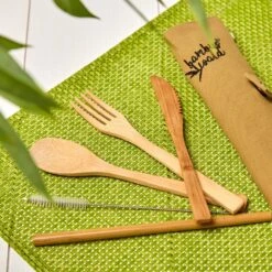 Reisebesteck In Brauner Tasche 5-teilig Zusammenrollbar Bambus -Geschäft Für Haushalts- Und Küchenbedarf 10038194 yy 0005 logo